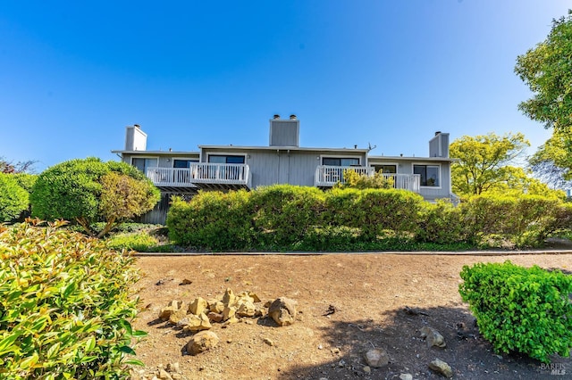 2000 Clearview Cir, Benicia, CA 94510 - back of property featuring a chimney