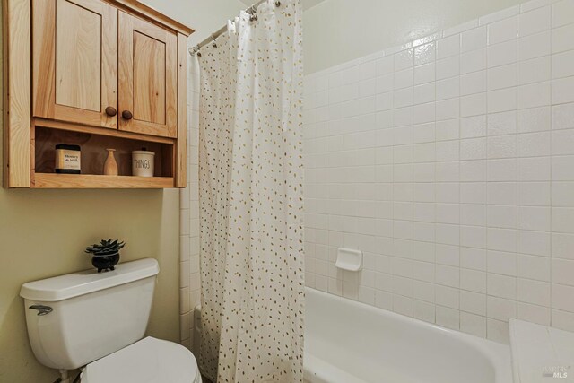 111 Cheda Ln, Novato, CA 94947 - bathroom featuring toilet and shower / bath combination with curtain