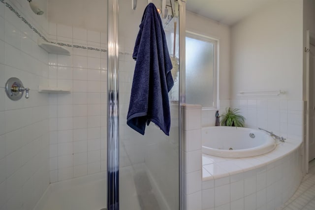 3543 Oak Shores Dr, Stockton, CA 95209 - full bath featuring a stall shower and a jetted tub