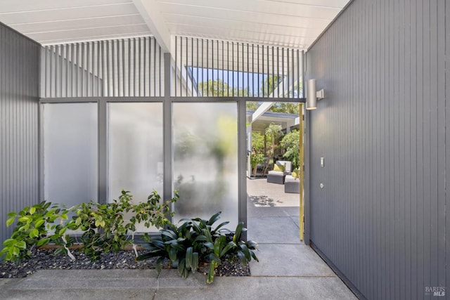 100 De La Guerra Rd, San Rafael, CA 94903 - view of doorway to property