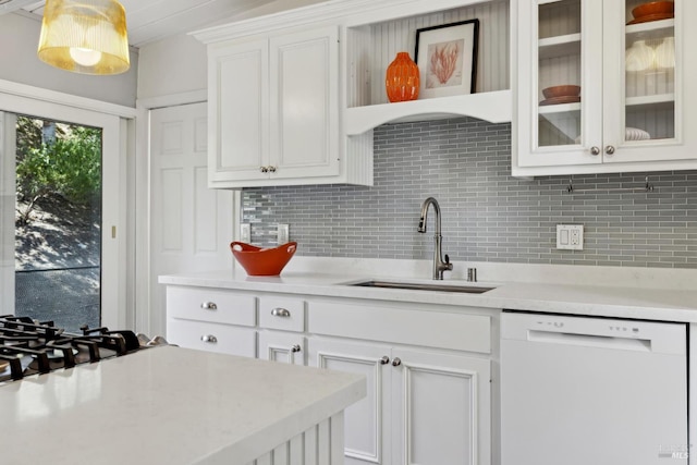100 De La Guerra Rd, San Rafael, CA 94903 - kitchen featuring dishwasher, a sink, light countertops, and backsplash