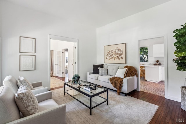 516 Howard St, Petaluma, CA 94952 - living room featuring wood-type flooring