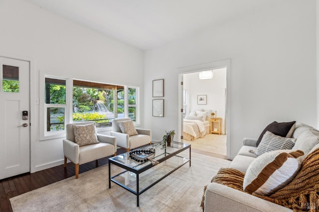 516 Howard St, Petaluma, CA 94952 - living area featuring light wood finished floors and baseboards
