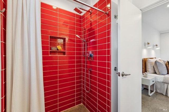 516 Howard St, Petaluma, CA 94952 - full bathroom featuring tiled shower