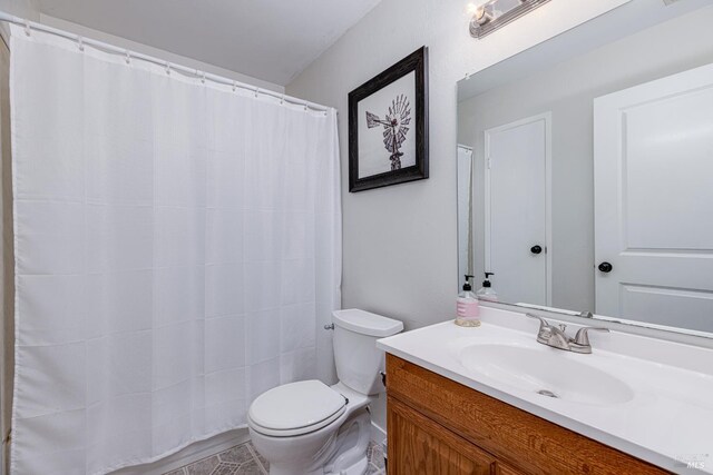 1133 Cielo Cir, Rohnert Park, CA 94928 - bathroom with toilet, vanity, and curtained shower