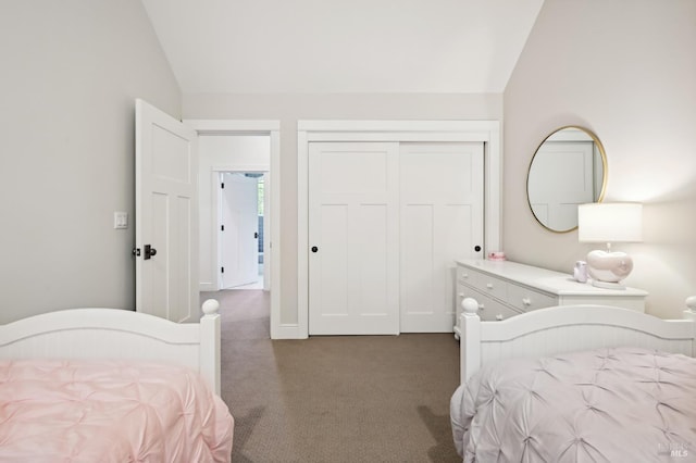 541 Oak Ave, San Anselmo, CA 94960 - carpeted bedroom with lofted ceiling and a closet