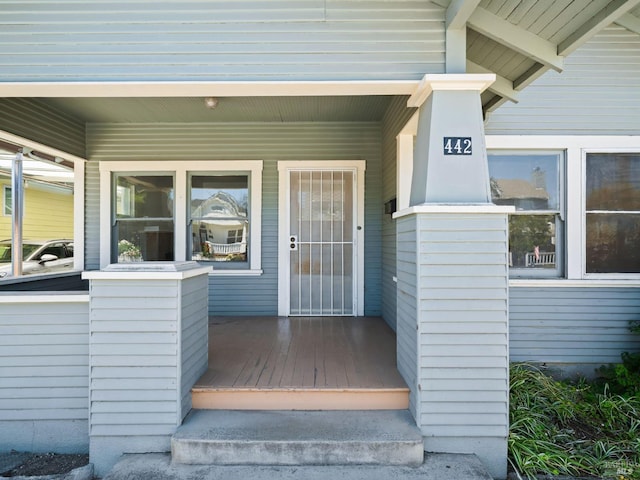 442 Piper St, Healdsburg, CA 95448 - entrance to property featuring covered porch