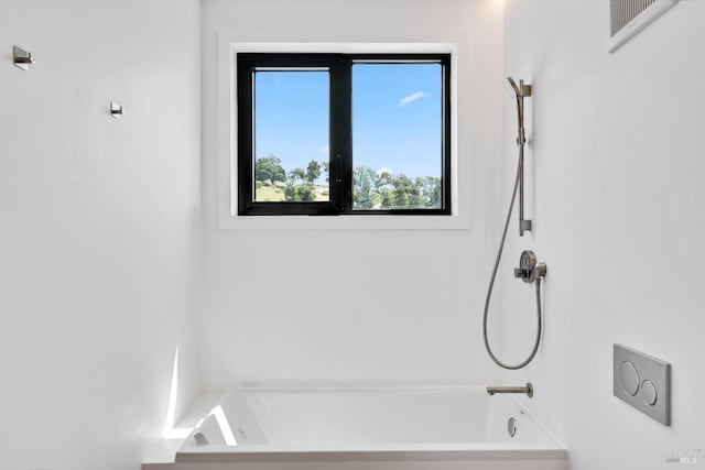 4966 Lakepointe Cir, Santa Rosa, CA 95403 - view of full bathroom