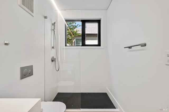 4966 Lakepointe Cir, Santa Rosa, CA 95403 - bathroom with toilet, a walk in shower, and vanity