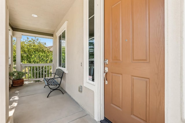 2032 Hunt St, Woodland, CA 95776 - entrance to property with covered porch