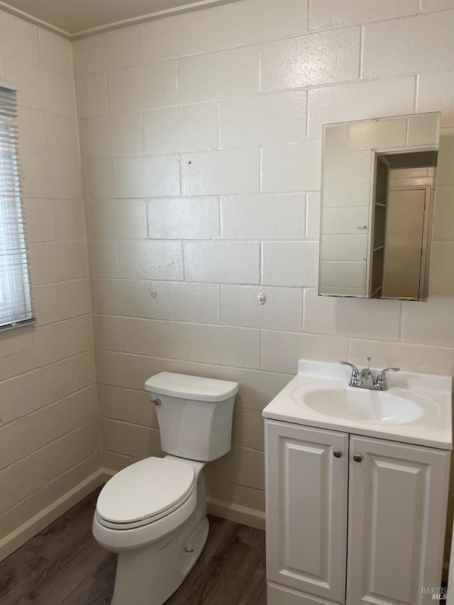 560 Talmage Rd, Ukiah, CA 95482 - bathroom with wood finished floors, vanity, toilet, and baseboards