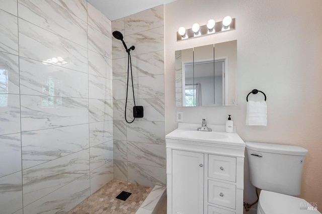 725 Lytton Station Rd, Healdsburg, CA 95448 - full bathroom featuring tiled shower, toilet, and vanity