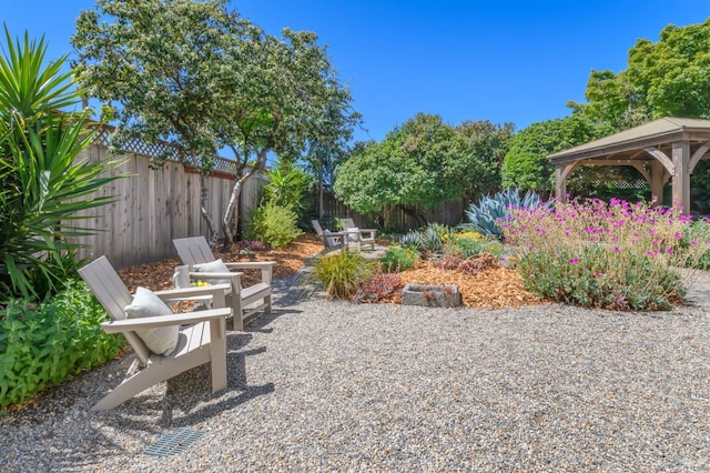 1721 Northstar Dr, Petaluma, CA 94954 - fenced backyard with a gazebo and a patio