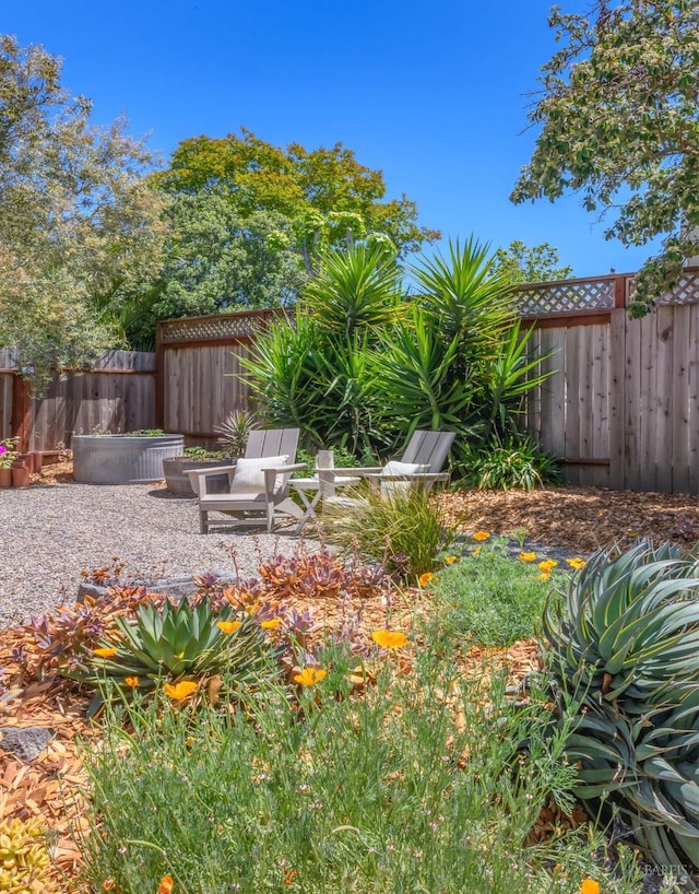 1721 Northstar Dr, Petaluma, CA 94954 - view of yard