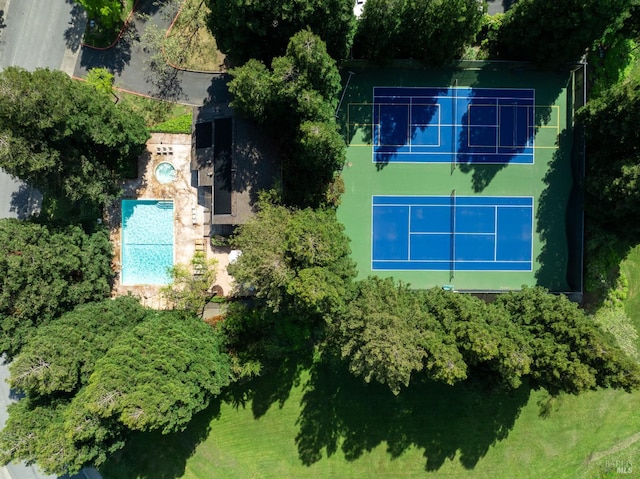 1721 Northstar Dr, Petaluma, CA 94954 - drone / aerial view of a pool
