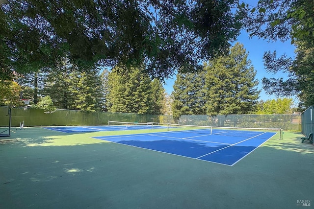 1721 Northstar Dr, Petaluma, CA 94954 - view of tennis court featuring community basketball court