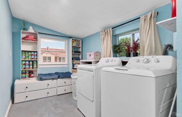 46 N 4th St, Rio Vista, CA 94571 - laundry area featuring independent washer and dryer