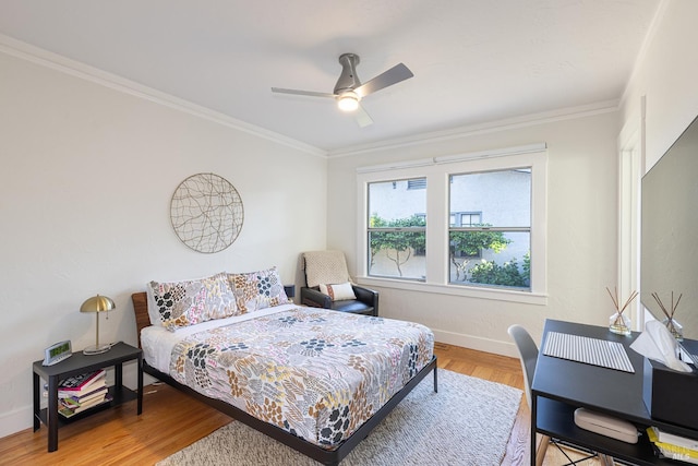 439 4th St E, Sonoma, CA 95476 - bedroom featuring crown molding, baseboards, light wood-type flooring, and ceiling fan