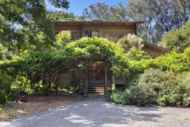 7 Linsdale Ln, Point Reyes Station, CA 94956 - view of front of home