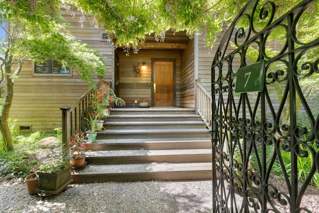 7 Linsdale Ln, Point Reyes Station, CA 94956 - entrance to property with crawl space