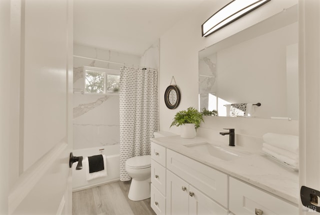 50 Montego Ct, Suisun City, CA 94585 - bathroom with vanity, shower / bathtub combination with curtain, and wood finished floors
