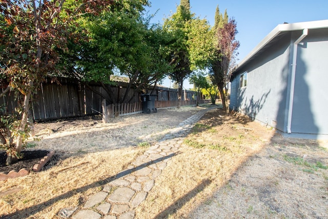 50 Montego Ct, Suisun City, CA 94585 - view of yard