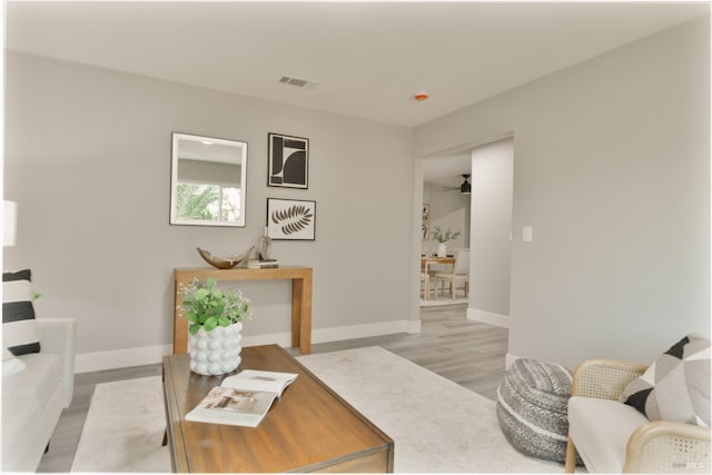 50 Montego Ct, Suisun City, CA 94585 - living area with light wood-type flooring and ceiling fan