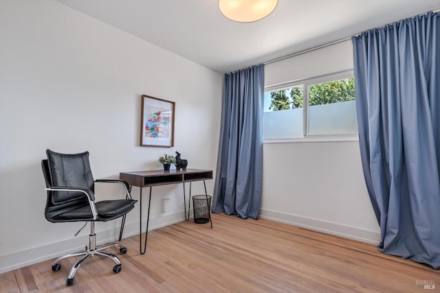 3641 Evergreen Ct, Napa, CA 94558 - office area with wood finished floors and baseboards