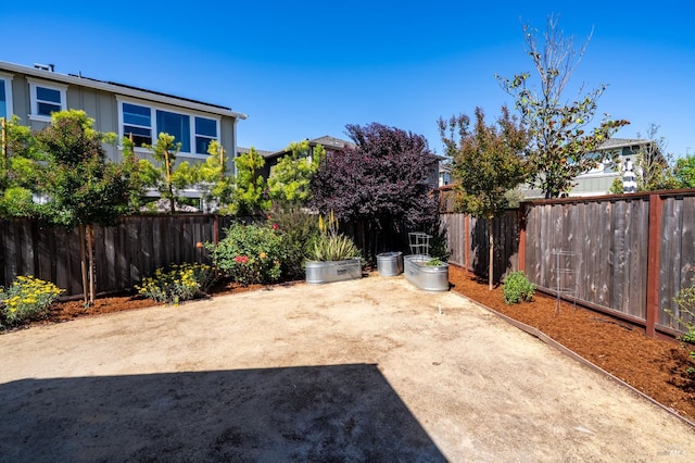 2579 Estery Ln, Santa Rosa, CA 95403 - fenced backyard with a patio area