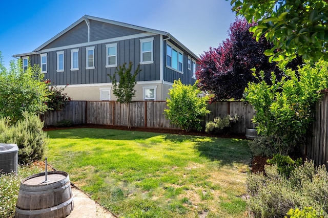 2579 Estery Ln, Santa Rosa, CA 95403 - view of yard with central AC unit