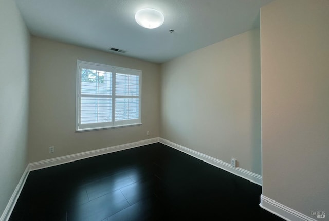 764 Mcclelland Dr, Windsor, CA 95492 - unfurnished room featuring baseboards and a pendent fire sprinkler