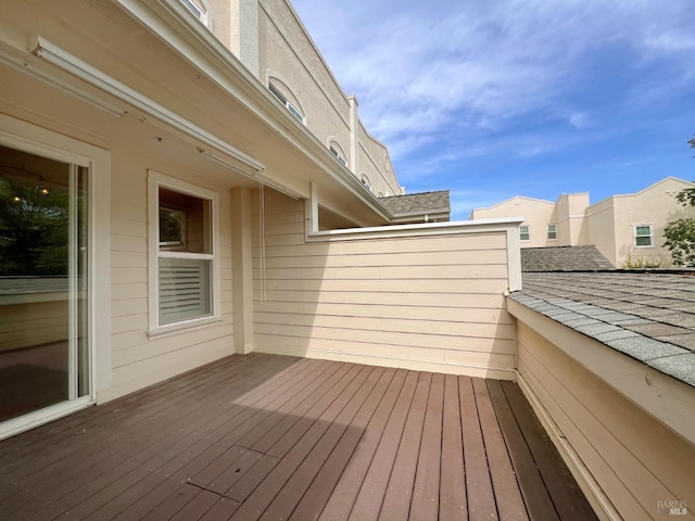 764 Mcclelland Dr, Windsor, CA 95492 - view of wooden deck