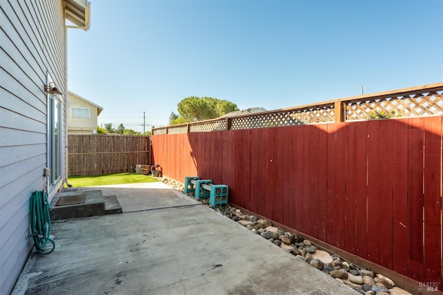 1039 Aston Cir, Santa Rosa, CA 95404 - fenced backyard featuring a patio area