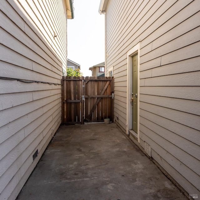 1039 Aston Cir, Santa Rosa, CA 95404 - view of patio / terrace with a gate