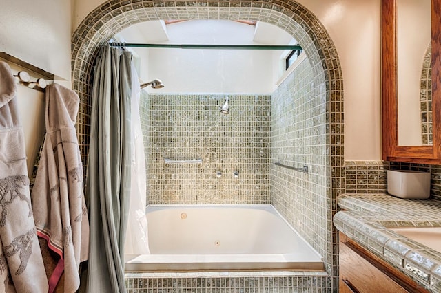 5851 Vine Hill Rd, Sebastopol, CA 95472 - full bathroom featuring shower / bath combo with shower curtain and vanity