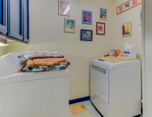 5010 Sleepy Hollow Ln, Fairfield, CA 94534 - laundry area with washing machine and clothes dryer, cabinet space, and baseboards