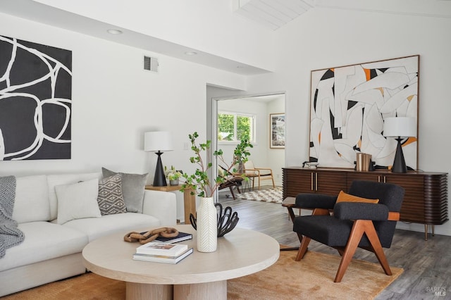 115 Leland Way, Tiburon, CA 94920 - living area featuring light wood-style flooring and high vaulted ceiling