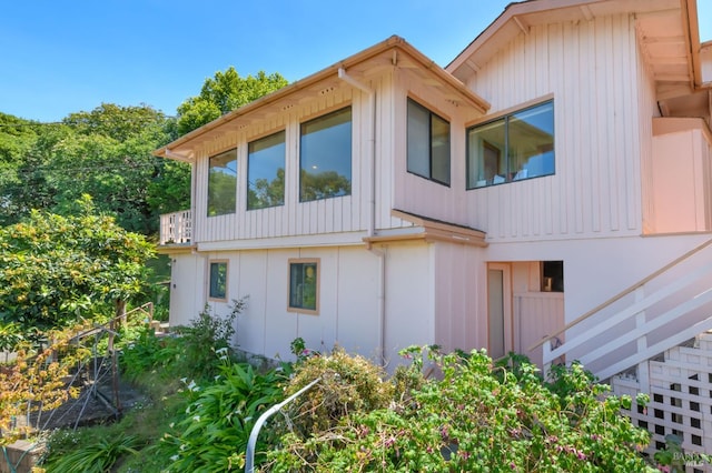 221 Tiburon Blvd, San Rafael, CA 94901 - view of side of home with board and batten siding