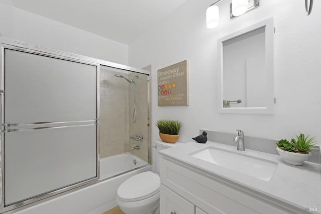 1401 Mcminn Ave, Santa Rosa, CA 95407 - full bath with vanity, toilet, and bath / shower combo with glass door