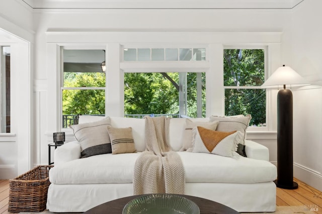 25 Winship Ave, Ross, CA 94957 - sunroom with healthy amount of natural light