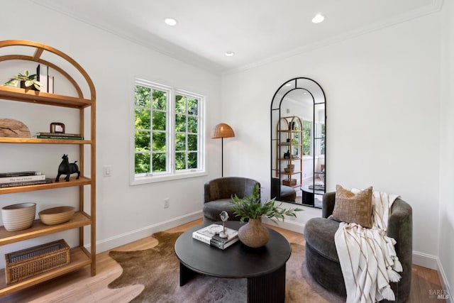 25 Winship Ave, Ross, CA 94957 - sitting room with crown molding, wood finished floors, baseboards, and recessed lighting