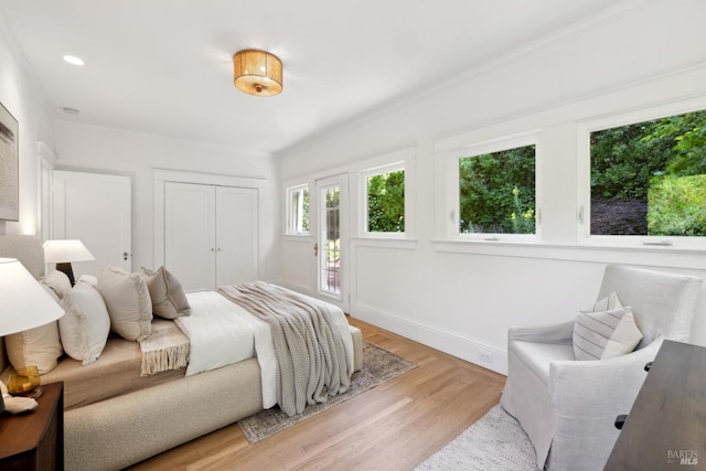 25 Winship Ave, Ross, CA 94957 - bedroom featuring light wood finished floors, a closet, baseboards, and ornamental molding