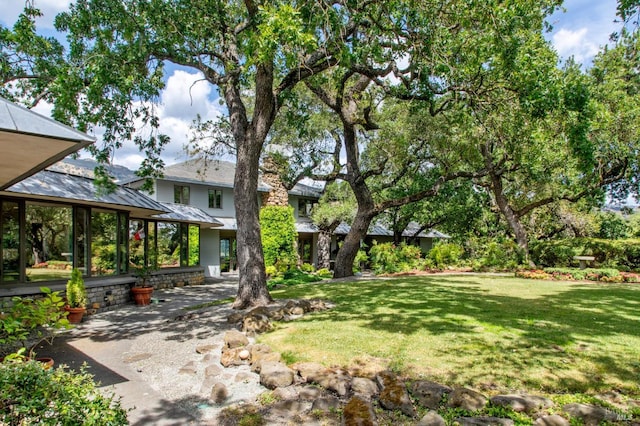 5768 Silverado Trl, Napa, CA 94558 - view of green lawn