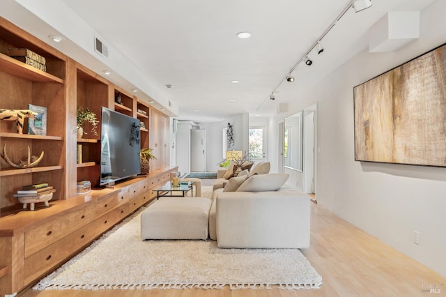 5768 Silverado Trl, Napa, CA 94558 - living room featuring wood finished floors