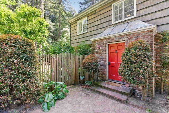 121 W Blithedale Ave, Mill Valley, CA 94941 - view of exterior entry with a patio