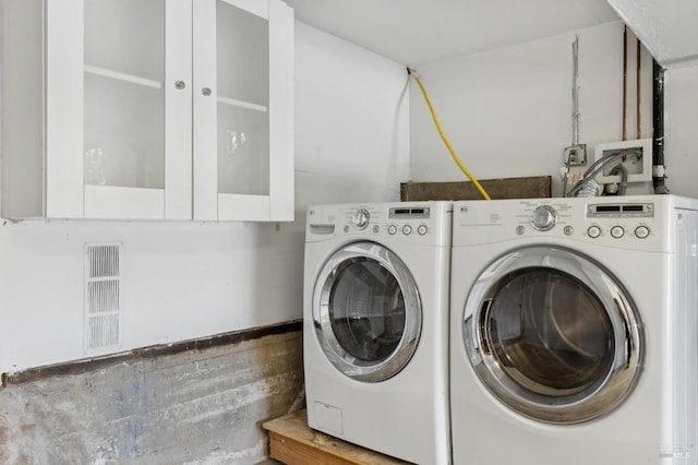 616 Locust St, Sausalito, CA 94965 - laundry room with separate washer and dryer
