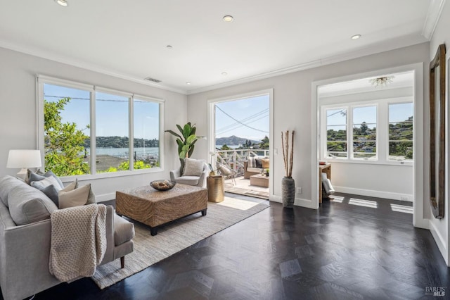 616 Locust St, Sausalito, CA 94965 - living room with crown molding, baseboards, and recessed lighting