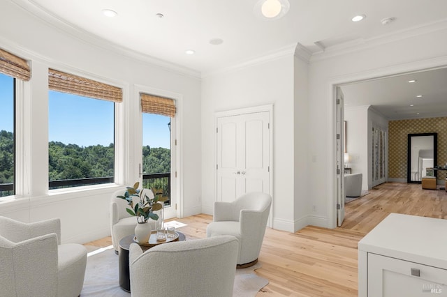 30 Sandy Ln, Mill Valley, CA 94941 - living area featuring plenty of natural light, light wood finished floors, ornamental molding, baseboards, and recessed lighting