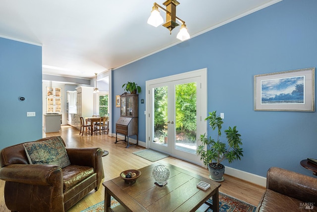 406 Franklin St, Napa, CA 94559 - living area with crown molding, light wood finished floors, and baseboards