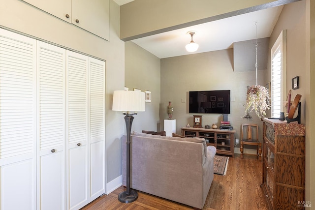 406 Franklin St, Napa, CA 94559 - living room with wood finished floors